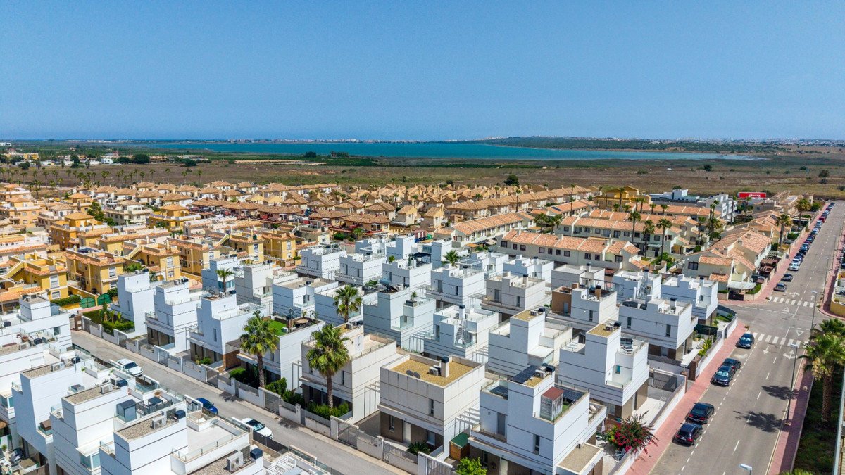 3 Bed Detached Villa in Ciudad Quesada in Ciudad Quesada, Detached Villa