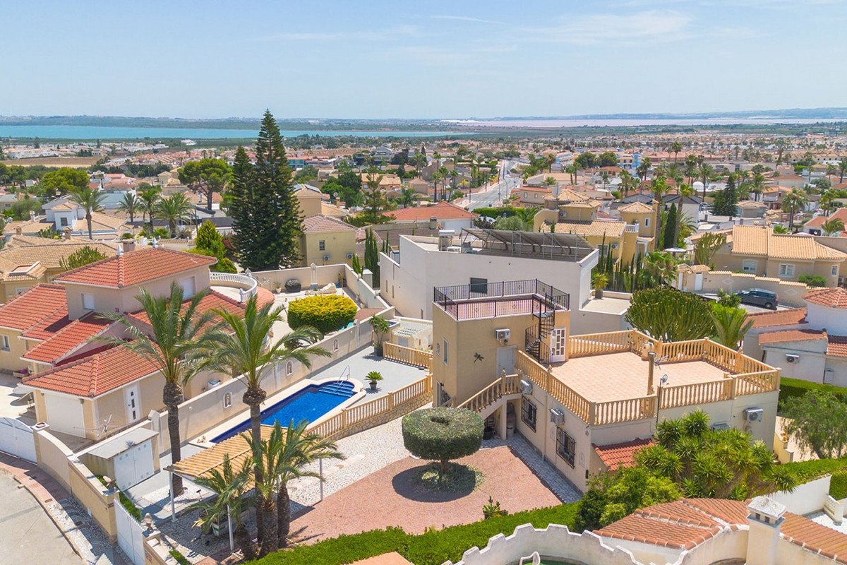 3 Bed Detached Villa in Ciudad Quesada in Ciudad Quesada, Detached Villa