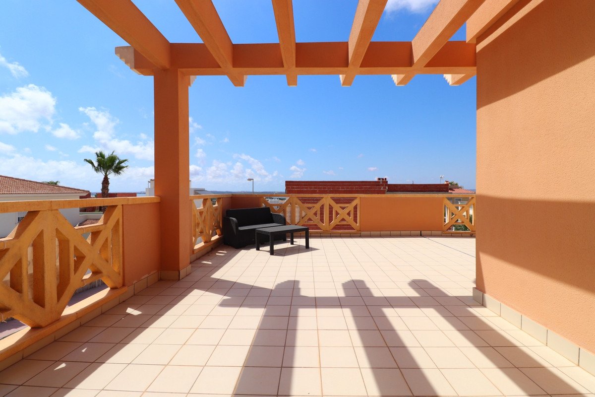 4 Bed Vrijstaande Villa in Ciudad Quesada in Ciudad Quesada, Vrijstaande Villa