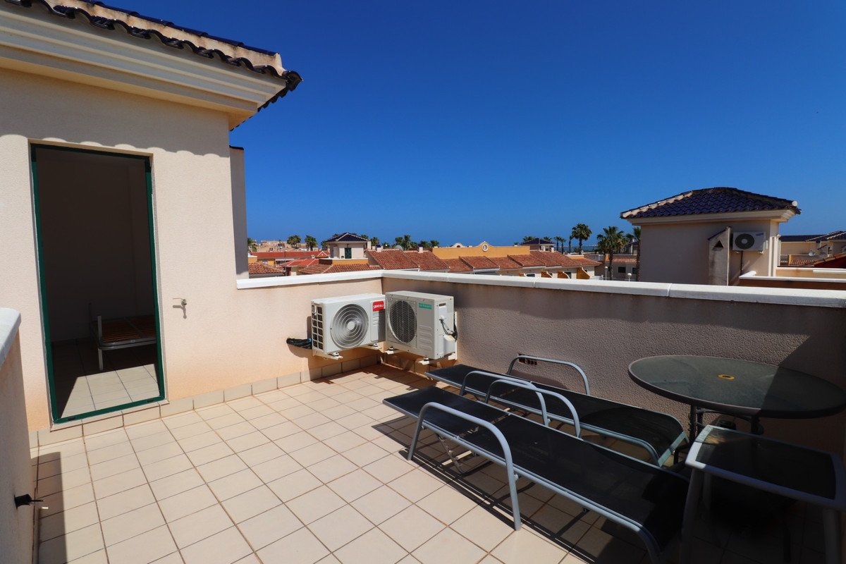 2 Bed Townhouse in Dona Pepa in Dona Pepa, Townhouse