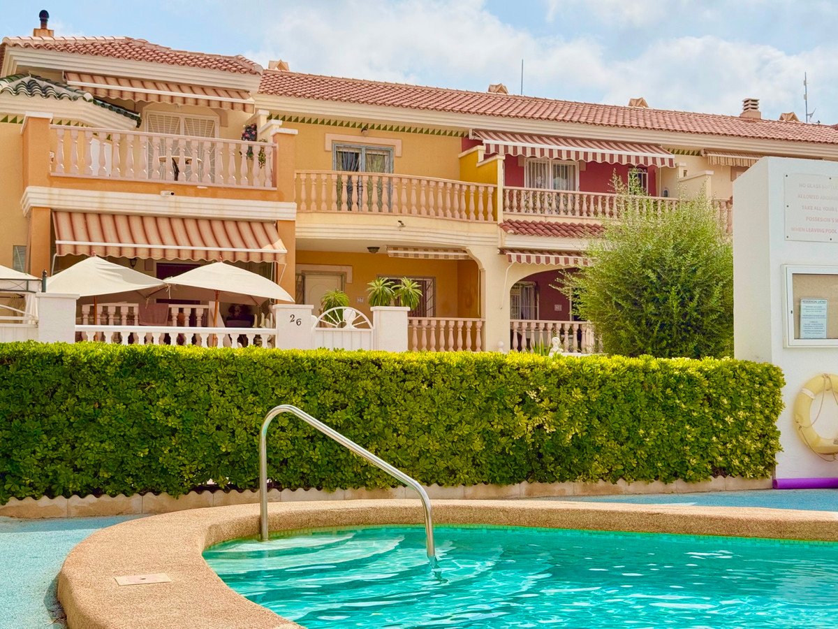 3 Bed Townhouse in Dona Pepa in Dona Pepa, Townhouse