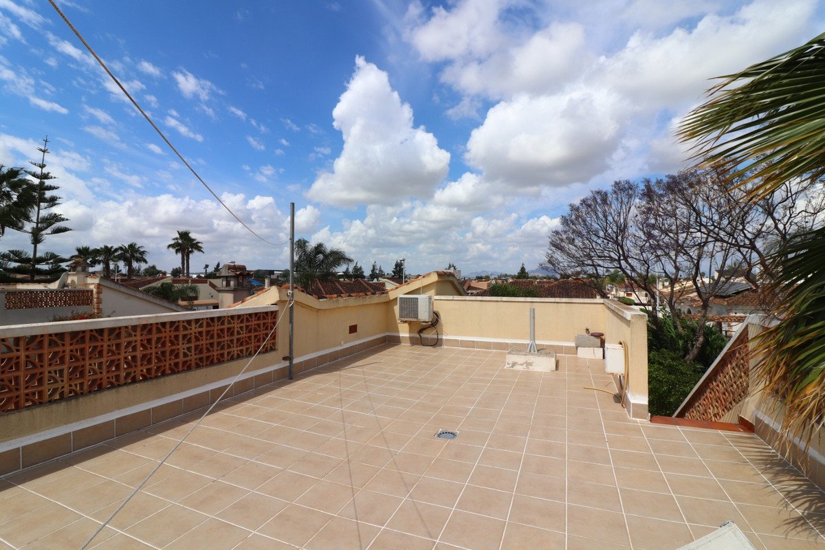 3 Bed Detached Villa in Formentera del Segura in Formentera del Segura, Detached Villa