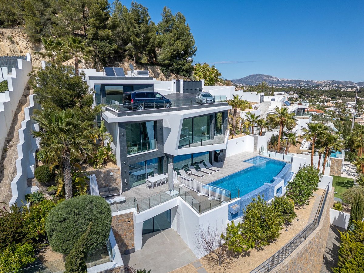 4 Bed Detached Villa in Benissa Coast in Benissa Coast — Detached Villa