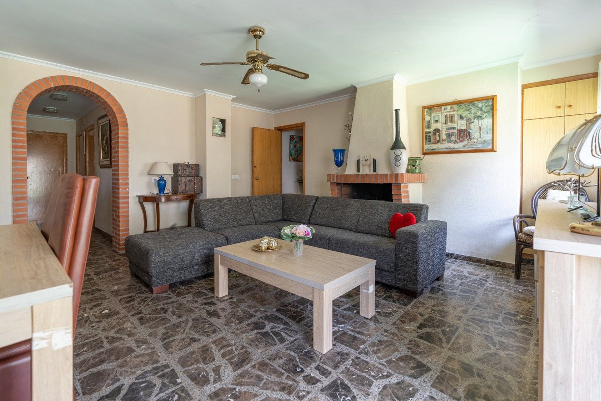 18 photo