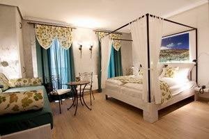 02 photo