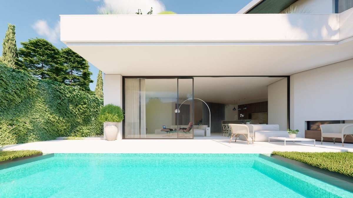 Residential Plot in Cabopino in Cabopino — Building Plot
