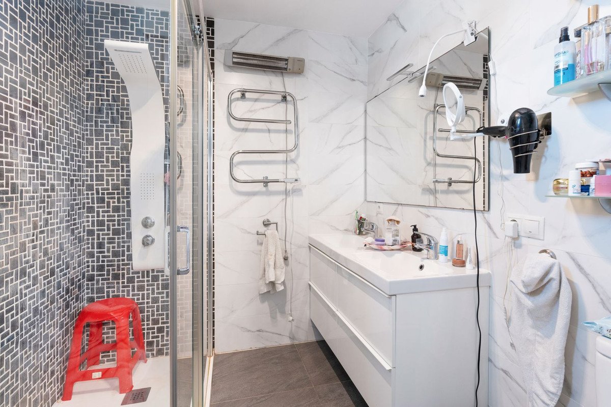 4 Bed Semi-Detached House in Calahonda في Calahonda — فيلا شبه منفصلة