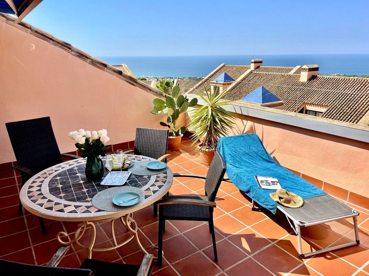 3 Bed Penthouse Duplex in Calahonda in Calahonda, Penthouse Duplex