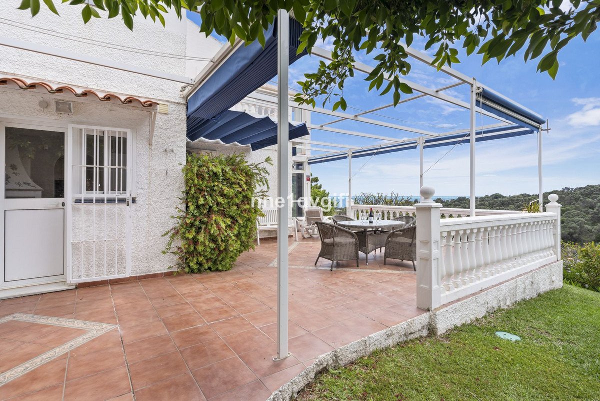 3 Bed Townhouse in Calahonda in Calahonda — Townhouse