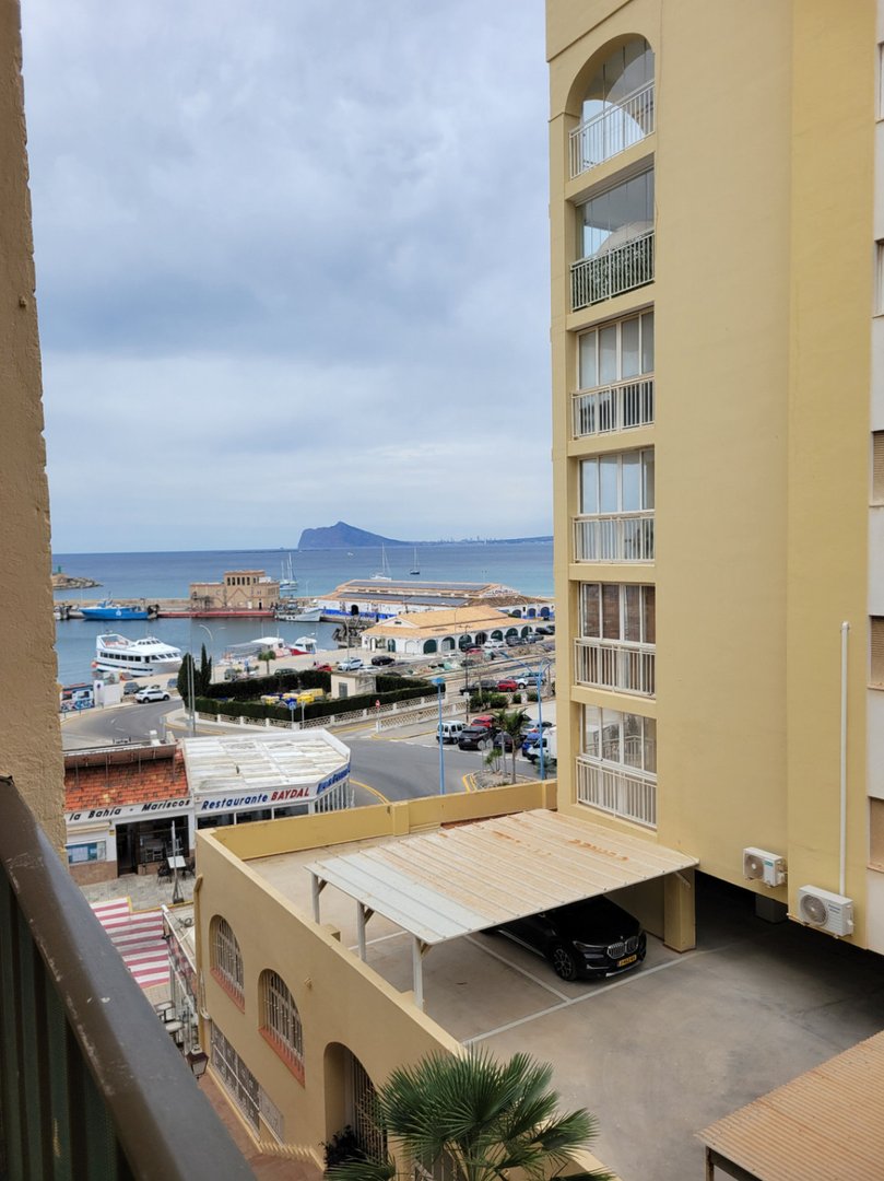 2 Bed شقة في الطابق الأوسط in Calpe في Calpe, 