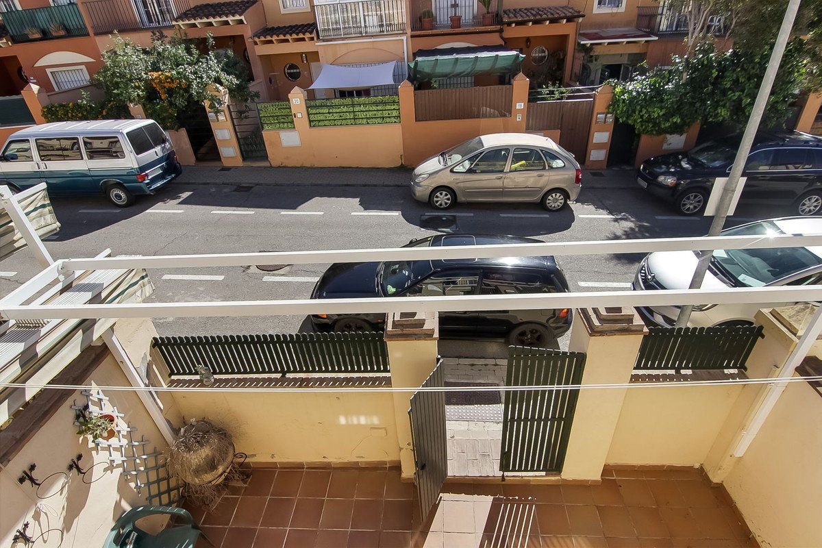4 Bed Townhouse in Campanillas in Campanillas, Townhouse