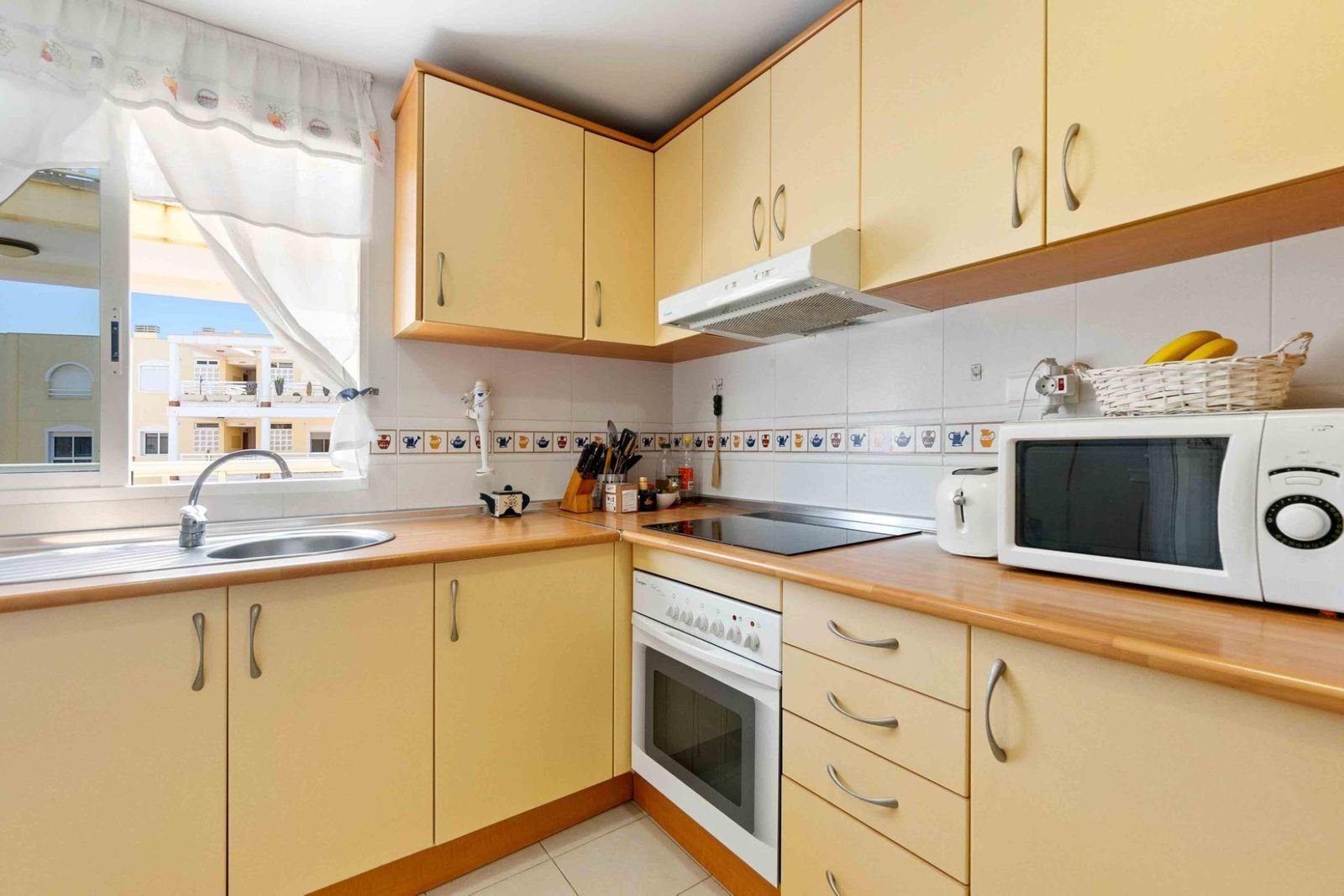 3 Bed Middle Floor Apartment in Campoamor में Campoamor — अपार्टमेंट