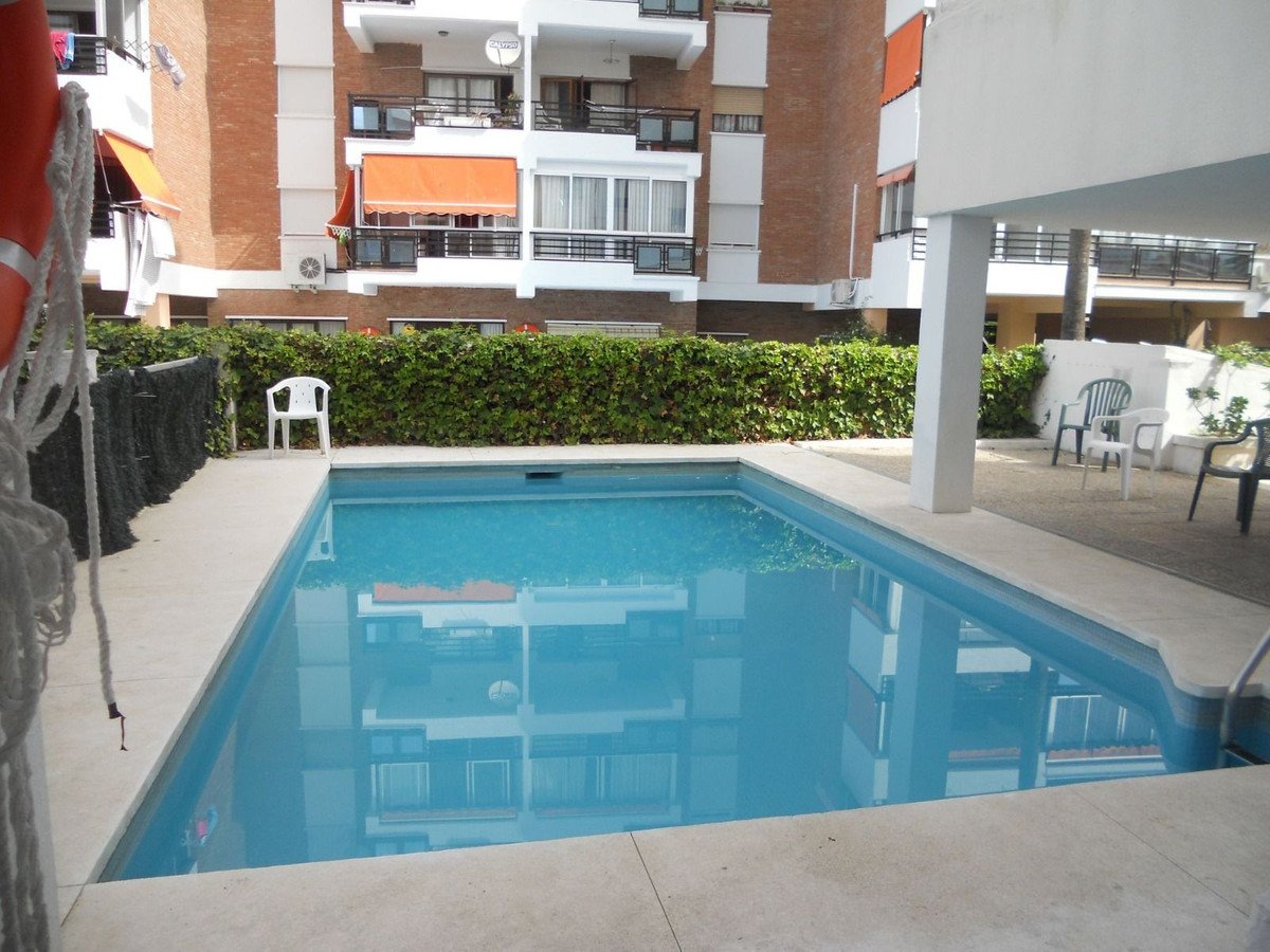 2 Bed شقة في الطابق الأوسط in Marbella في Marbella, شقة