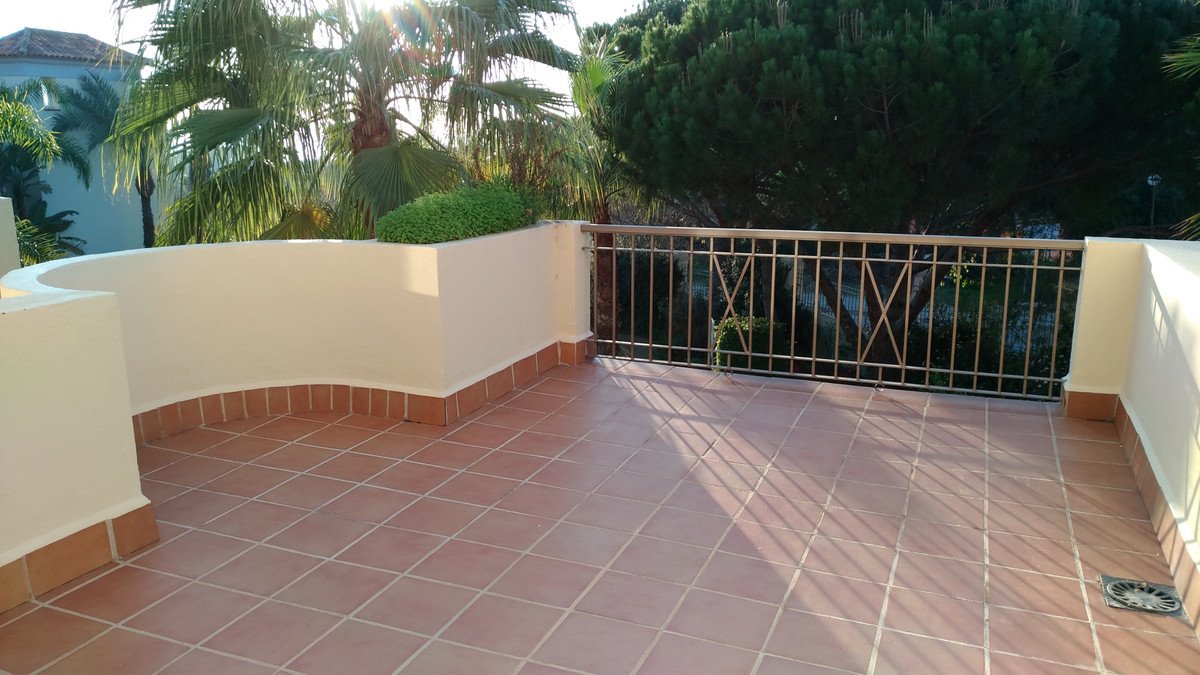 2 Bed Tussenverdieping Appartement in Marbella in Marbella, Appartement