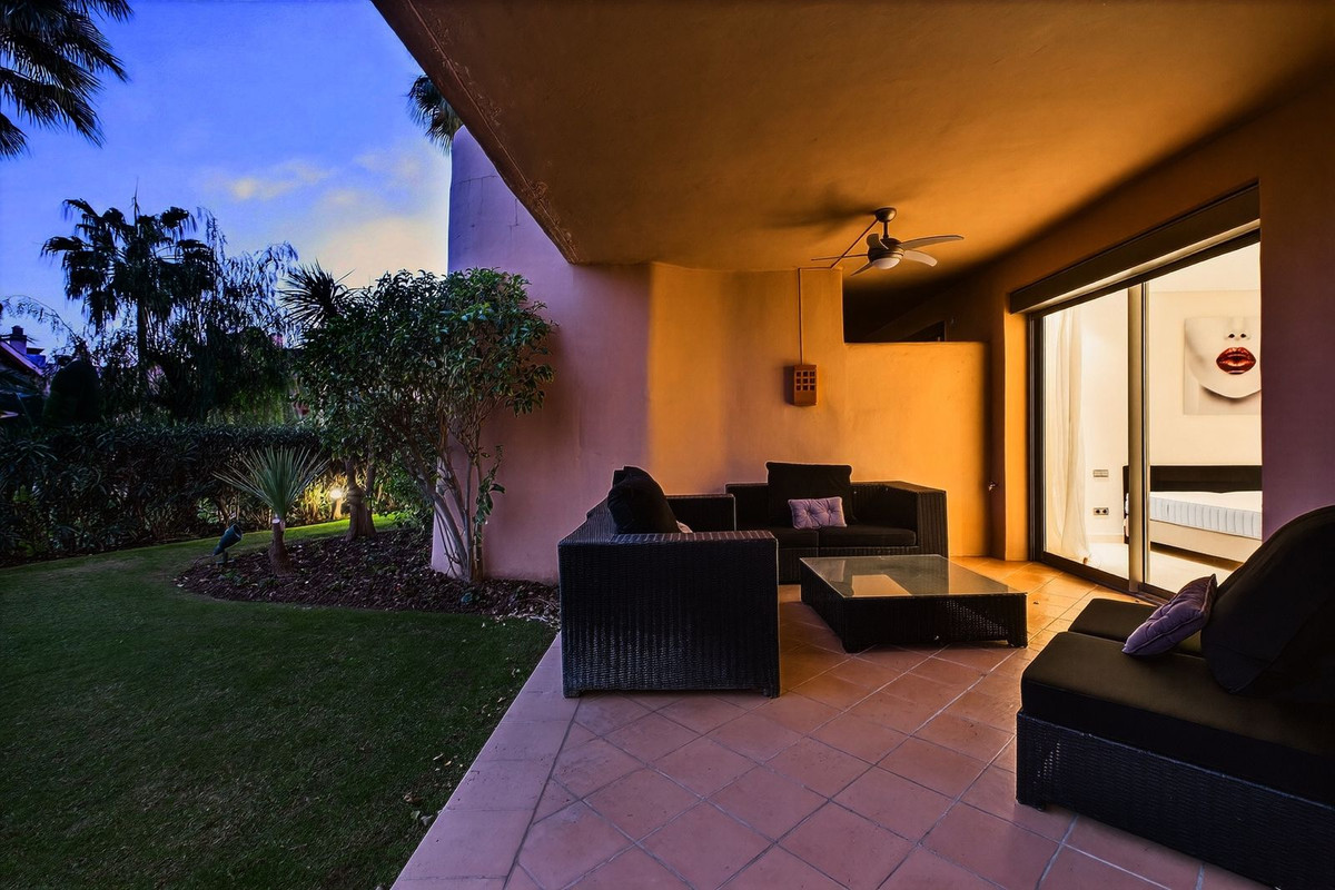 2 Bed Begane Grond Appartement in Marbella in Marbella, Appartement