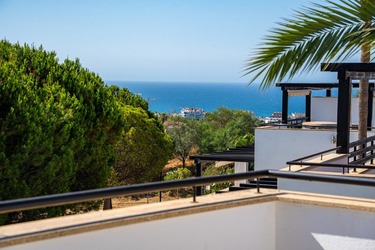 3 Bed بيت مدينة in Marbella في Marbella, تاون هاوس