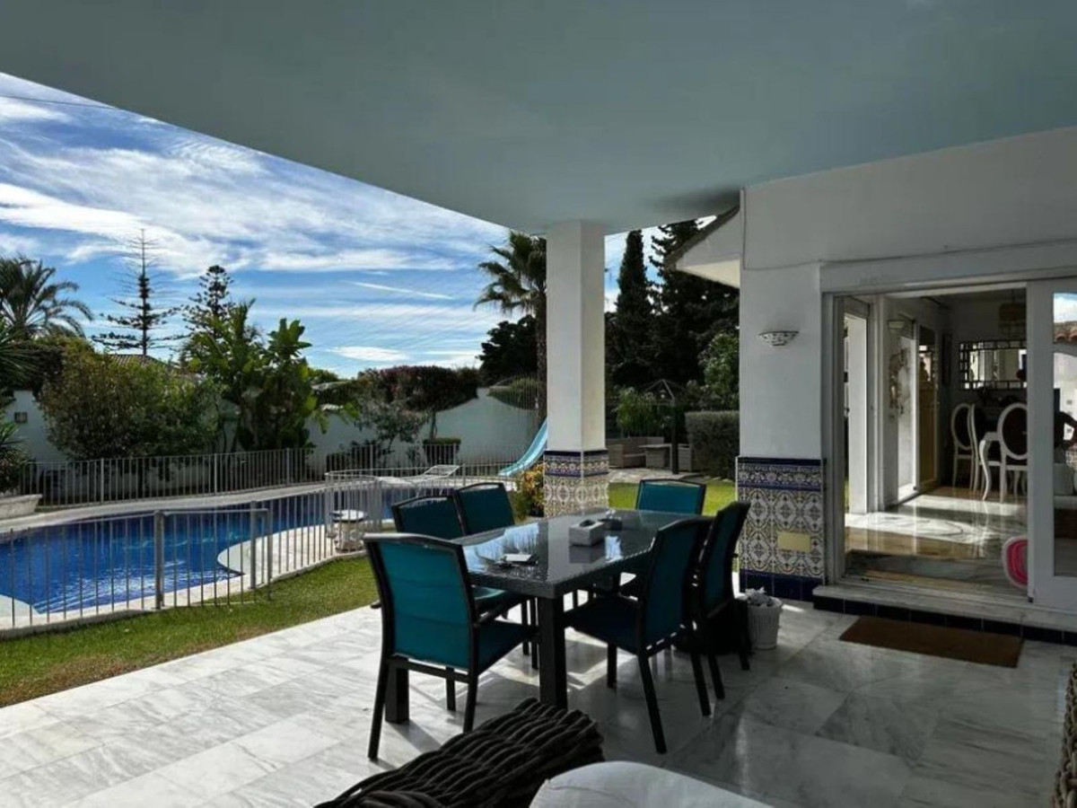 5 Bed Vrijstaande Villa in Marbella in Marbella, Vrijstaande Villa