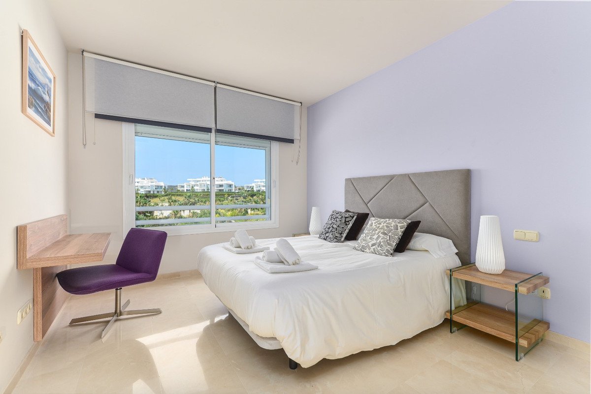 2 Bed Middle Floor Apartment in Casares in Casares, Apartment