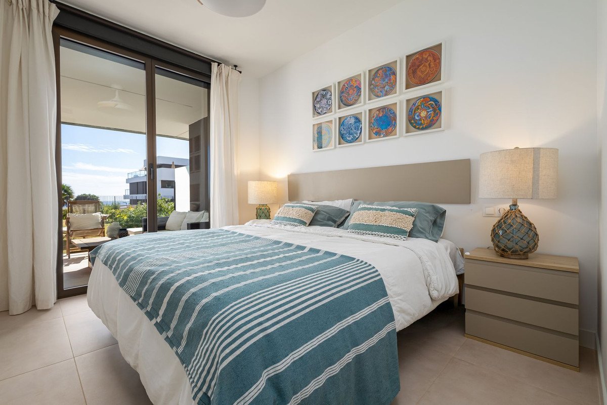 2 Bed Ground Floor Apartment in Casares in Casares, Apartment