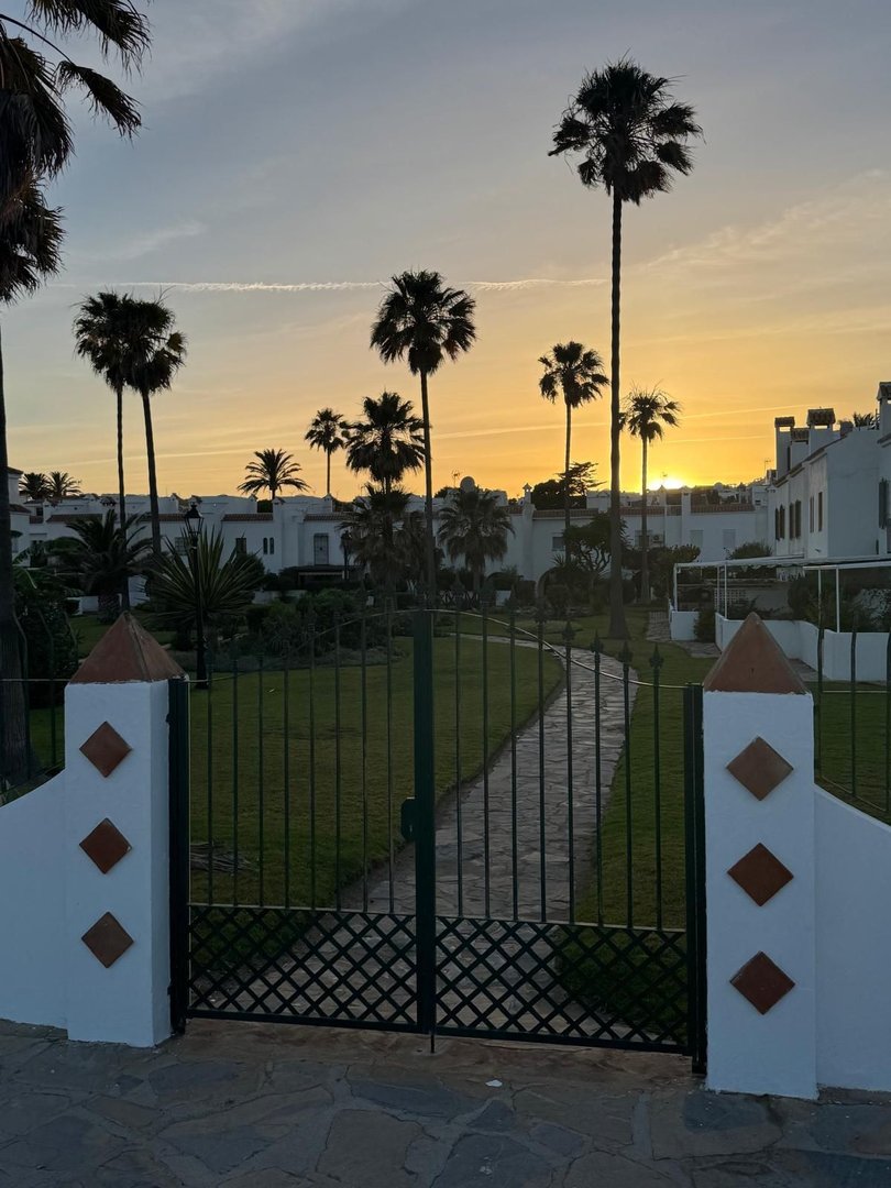 3 Bed منزل شبه منفصل in Casares Playa في Casares Playa, 