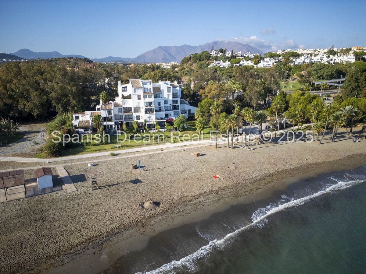 1 Bed شقة في الطابق الأرضي in Casares Playa في Casares Playa, شقة