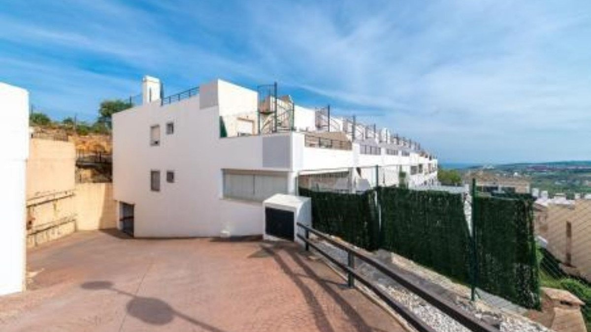 2 Bed Begane Grond Appartement in Casares in Casares, 