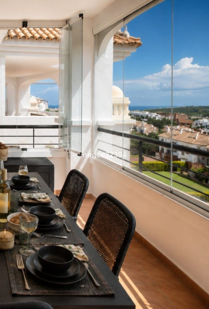 2 Bed Tussenverdieping Appartement in Casares in Casares, Appartement