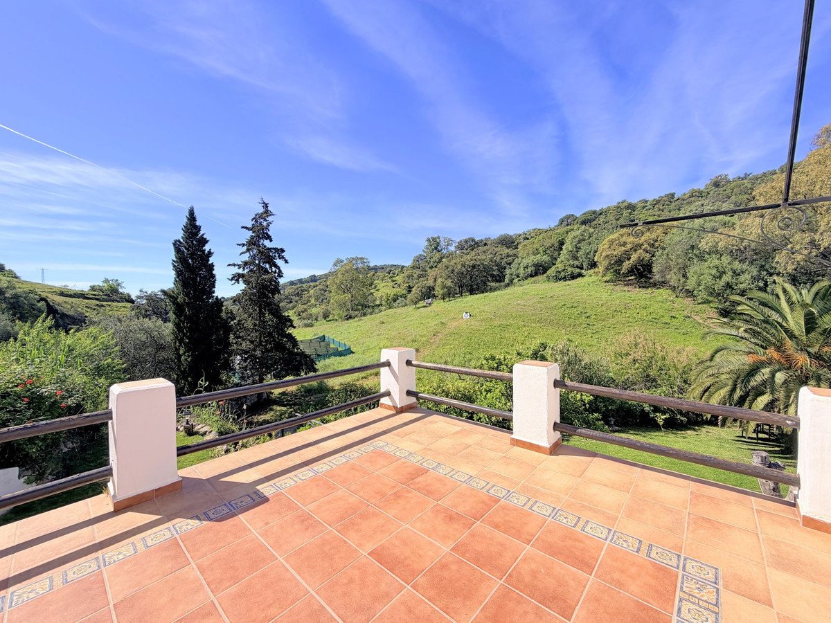4 Bed Finca - Cortijo in Casares in Casares — Finca - Cortijo