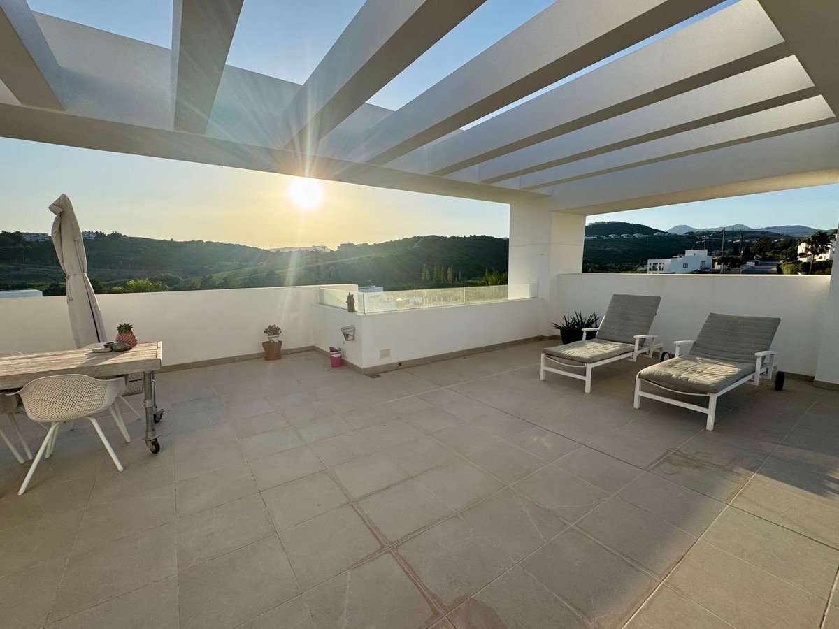 2 Bed بنتهاوس in Casares في Casares, بنتهاوس