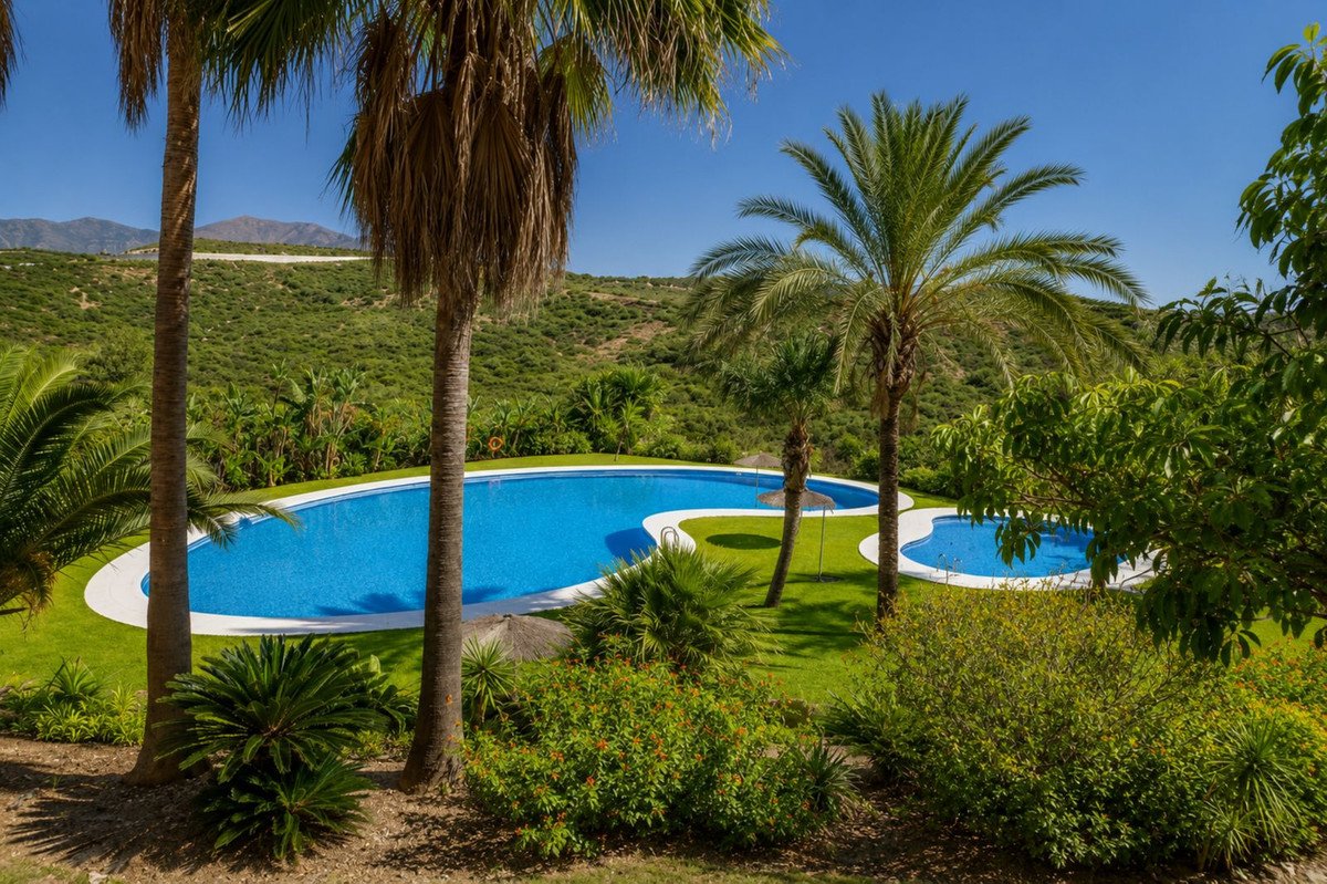 4 Bed Penthouse Duplex in Casares in Casares, Penthouse Duplex