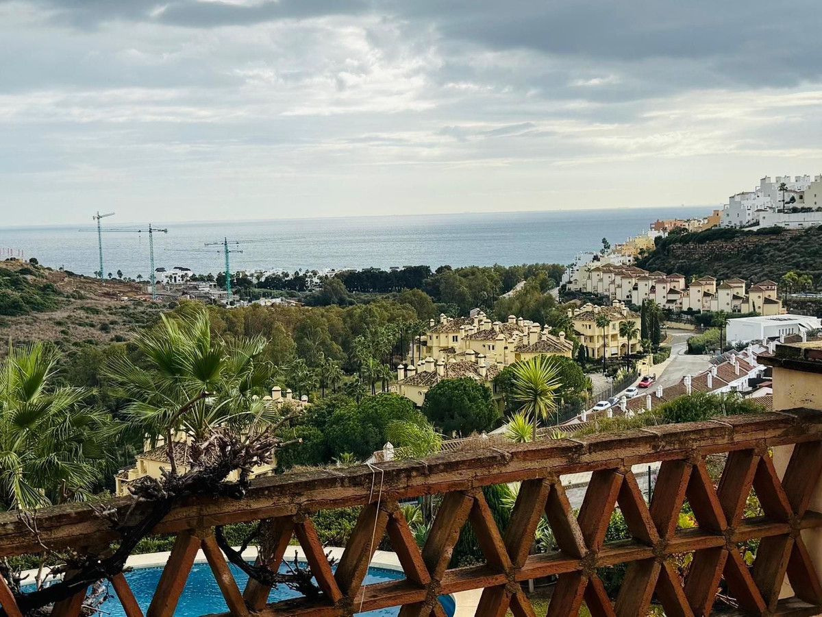 5 Bed فيلا مستقلة in Casares في Casares, فيلا منفصلة