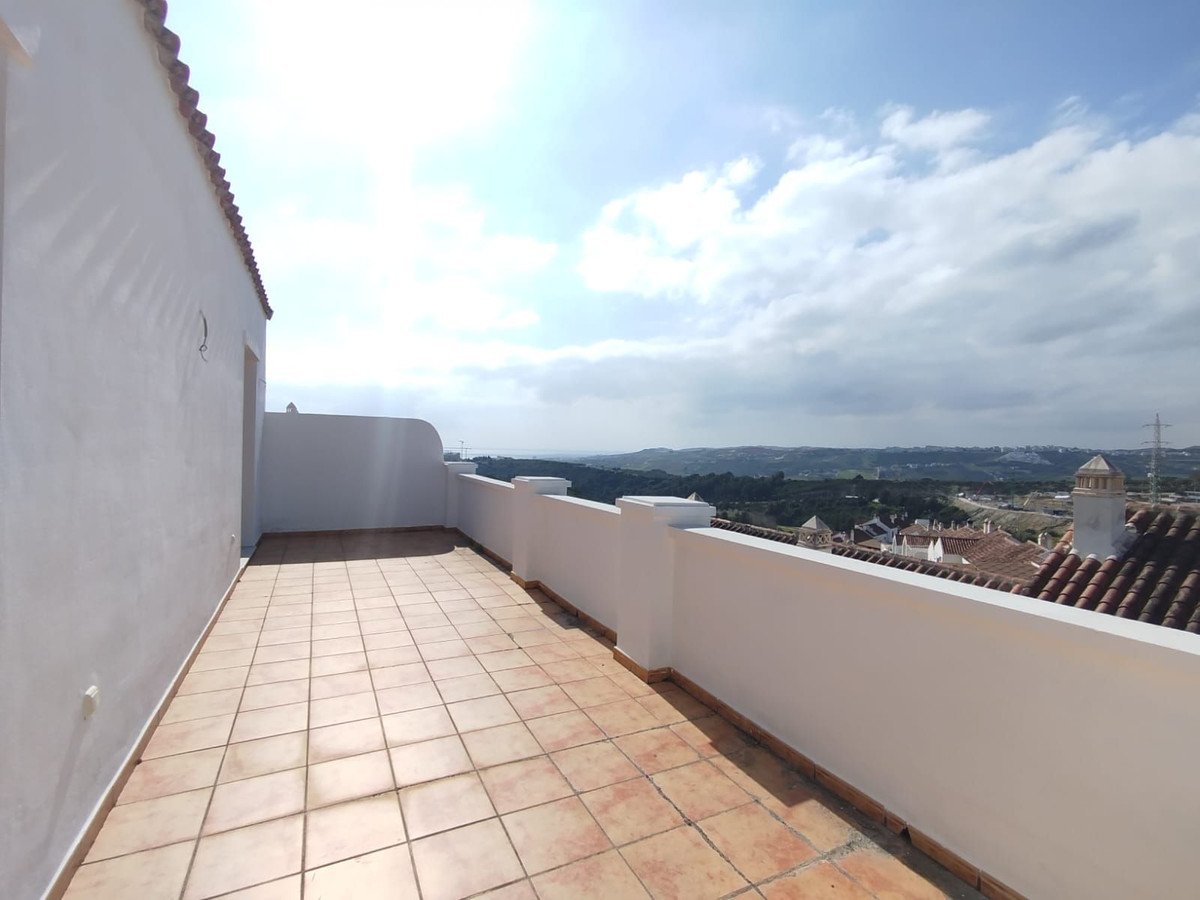 2 Bed بيت مدينة in Doña Julia في Doña Julia, تاون هاوس