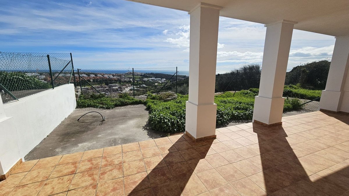 2 Bed بيت مدينة in Doña Julia في Doña Julia, تاون هاوس