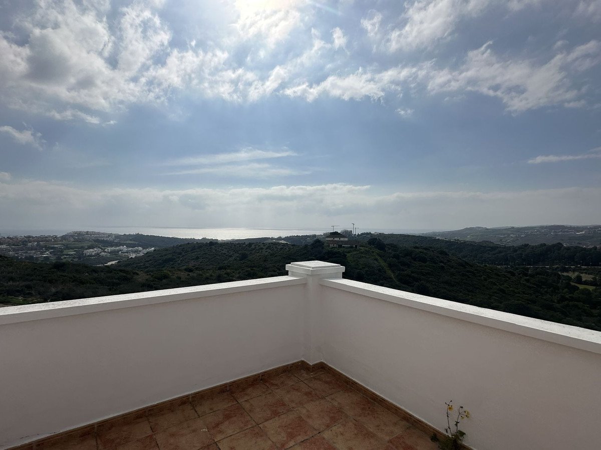 2 Bed بيت مدينة in Doña Julia في Doña Julia, تاون هاوس