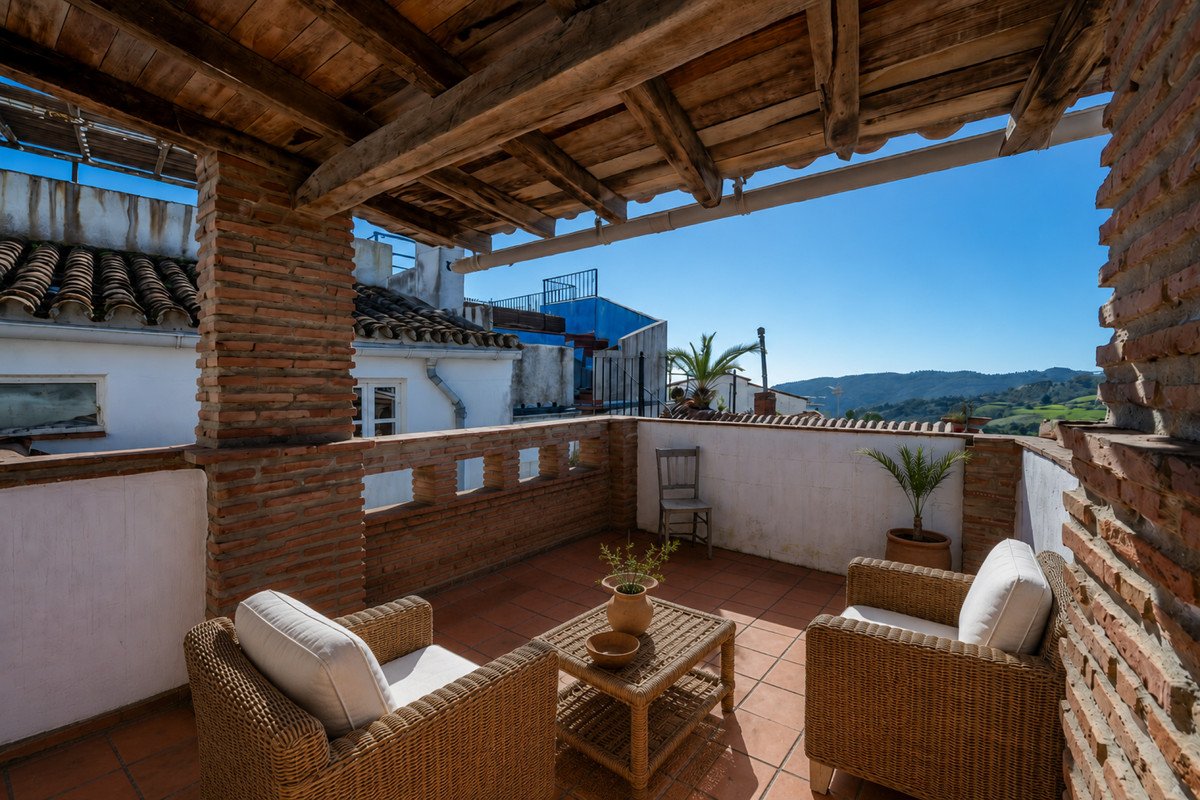 4 Bed Townhouse in Gaucín in Gaucín, Townhouse