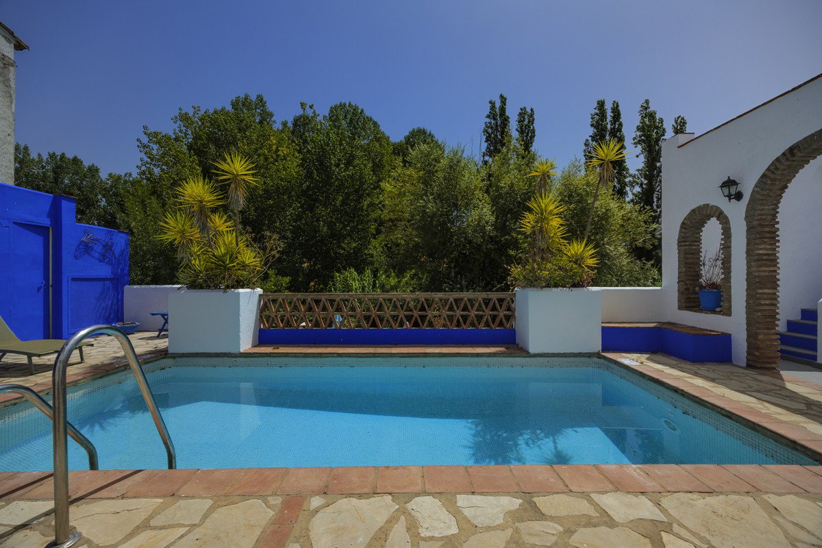 9 Bed Detached Villa in Gaucín in Gaucín, Detached Villa