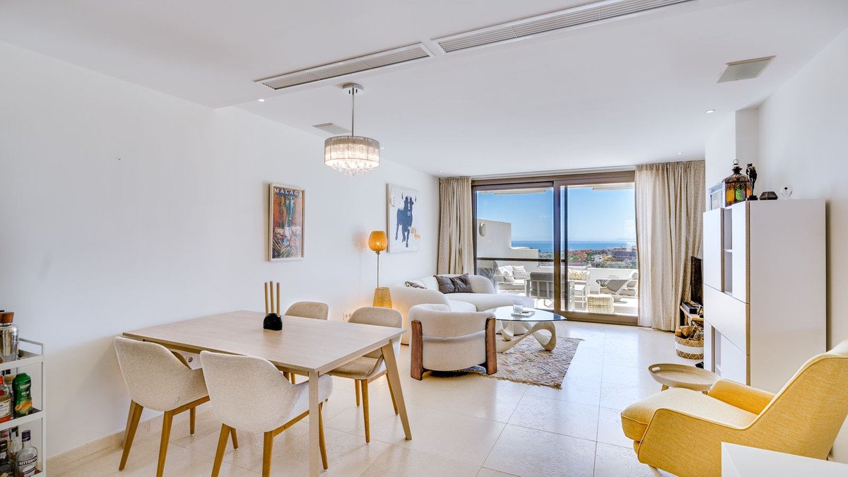 2 Bed Penthouse in Casares in Casares, Penthouse