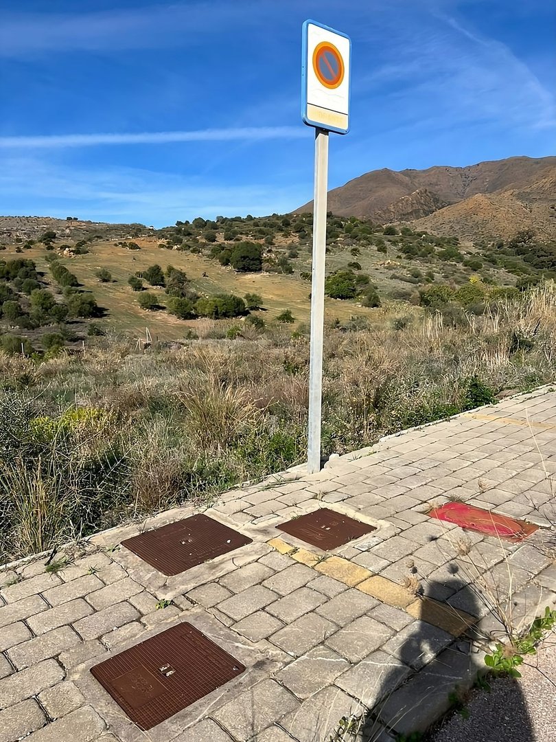 Commercial Plot in Casares rajons: Casares — Komerciāls zemesgabals