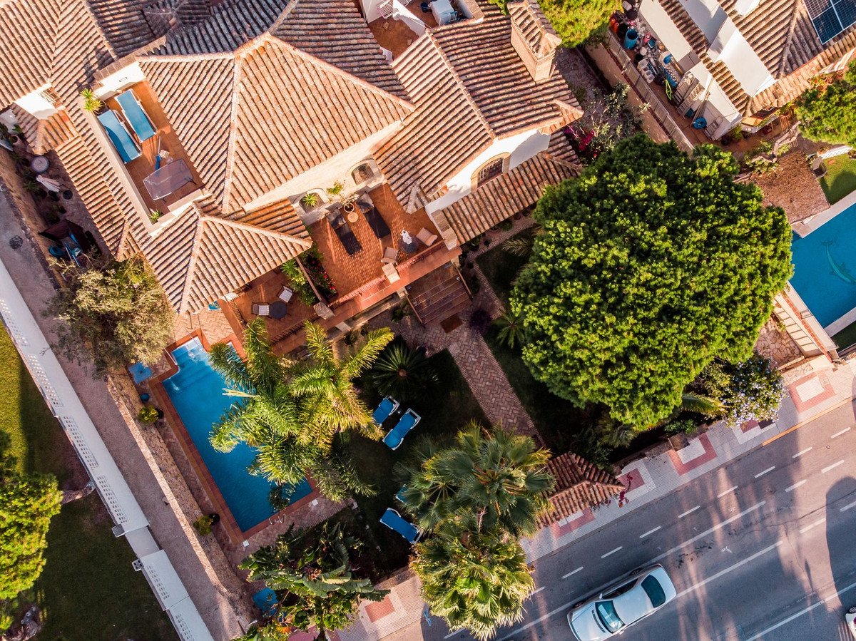 11 Bed Hotel in Chiclana de la Frontera in Chiclana de la Frontera, 