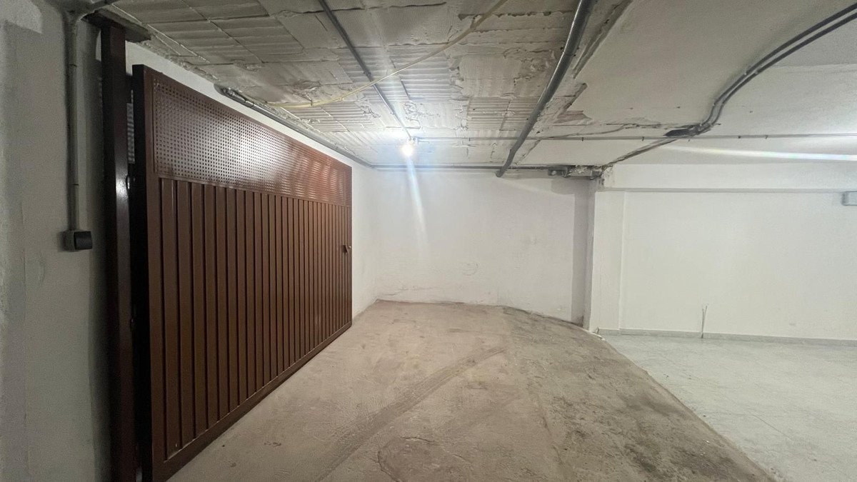 Garage in Coín in Coín — Garage