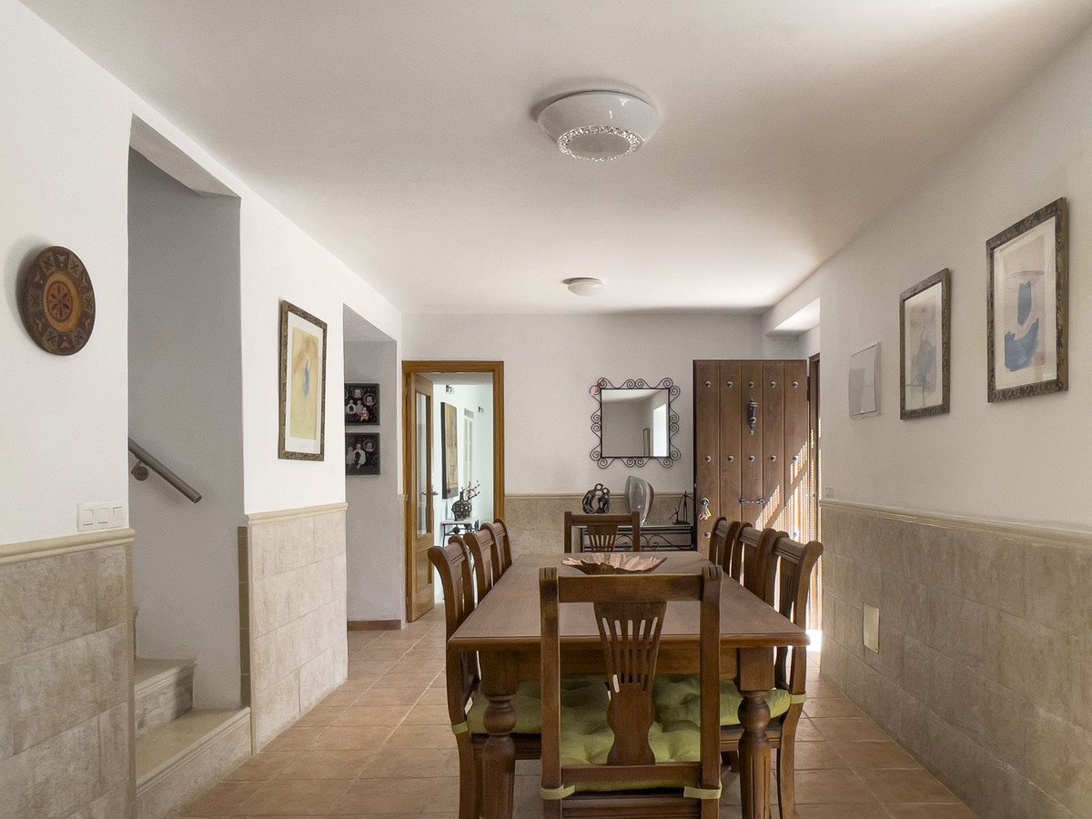 5 Bed Finca - Cortijo in Coín in Coín — Finca - Cortijo