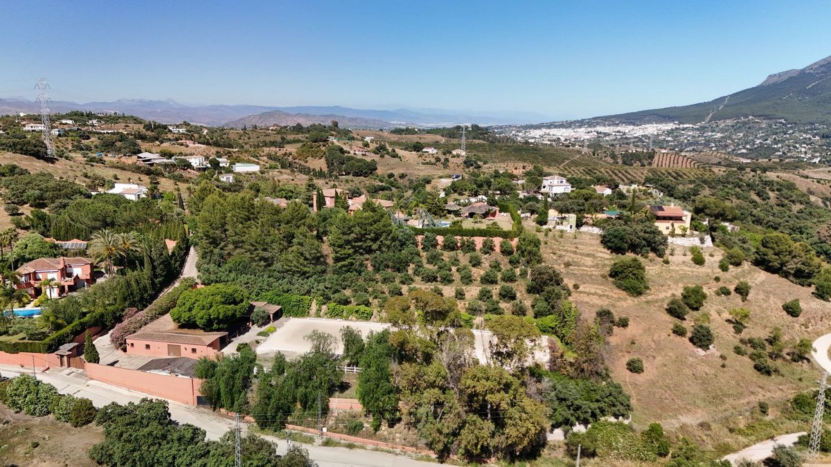 8 Bed Finca - Cortijo in Coín in Coín, Finca - Cortijo