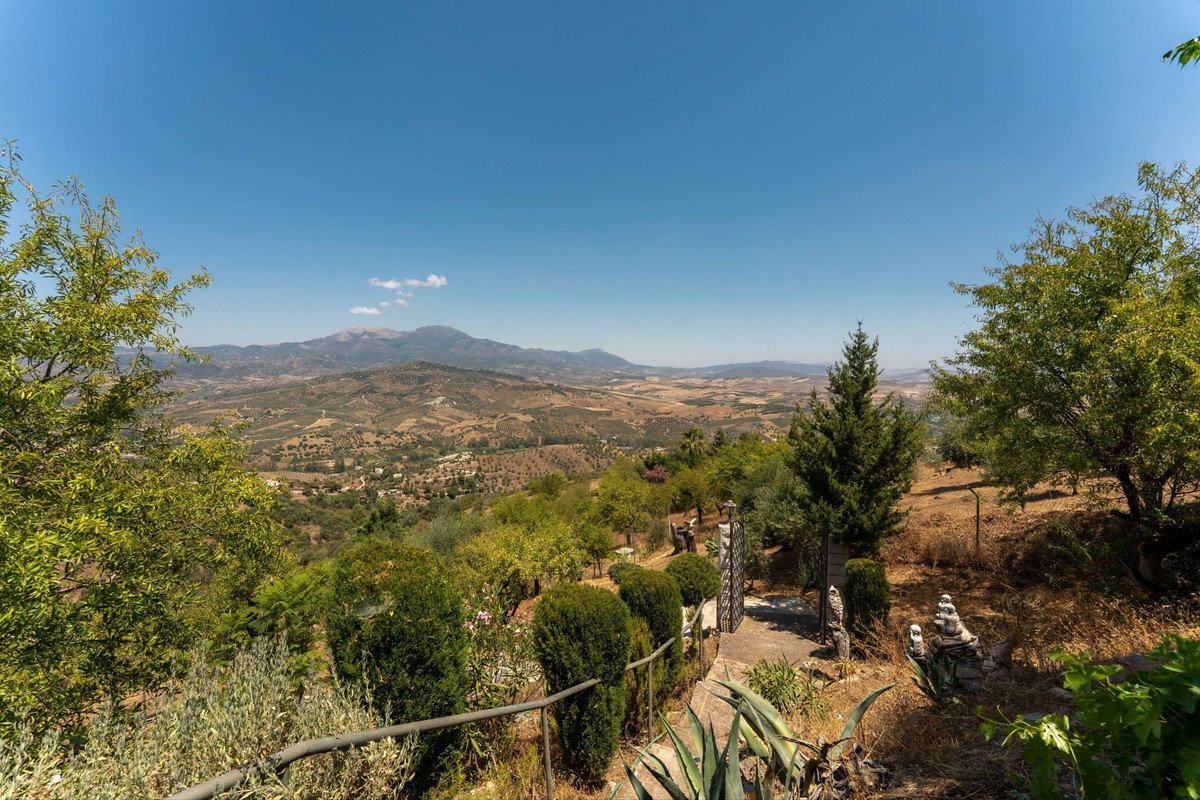 3 Bed Detached Villa in Guaro in Guaro, Detached Villa
