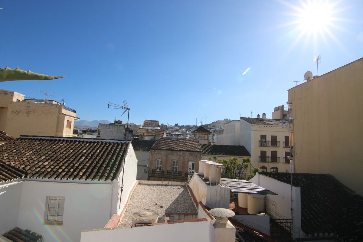 2 Bed بيت مدينة in Coín في Coín, تاون هاوس