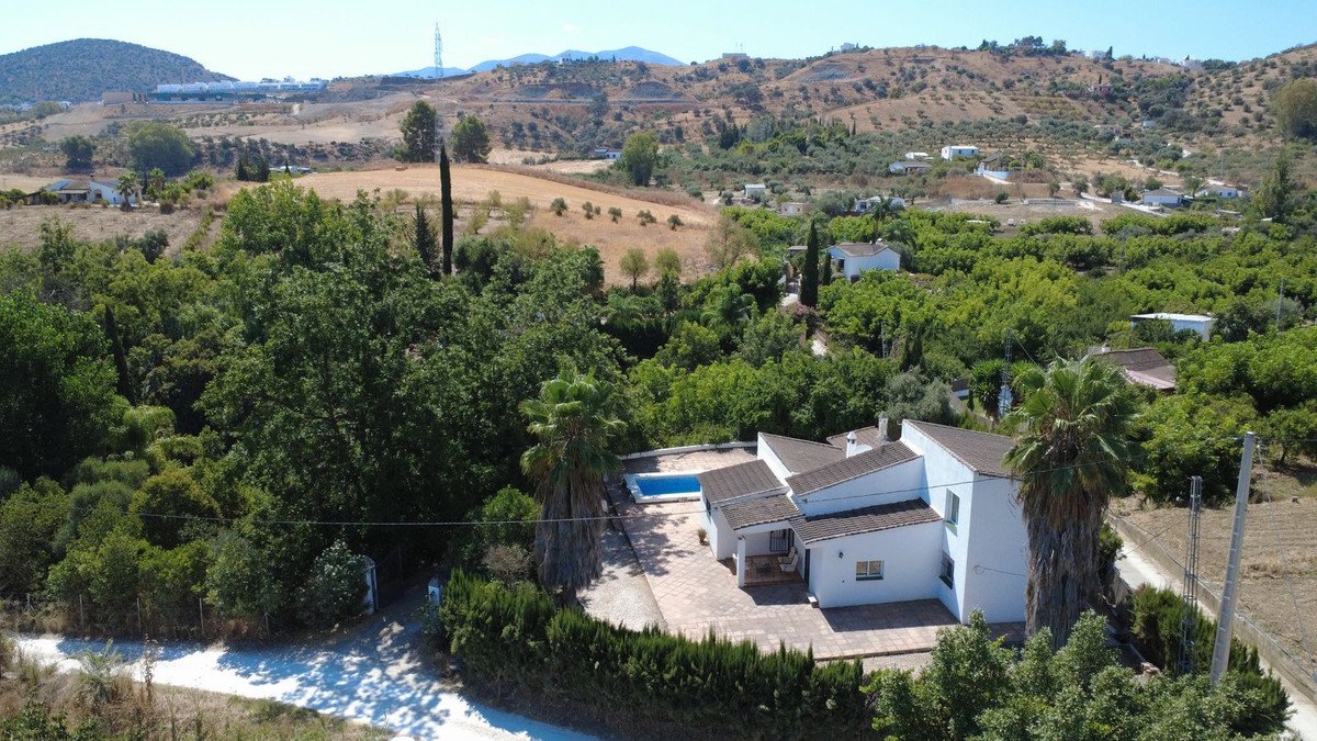 3 Bed مزرعة فينكا in Coín في Coín, فينكا - كورتخو