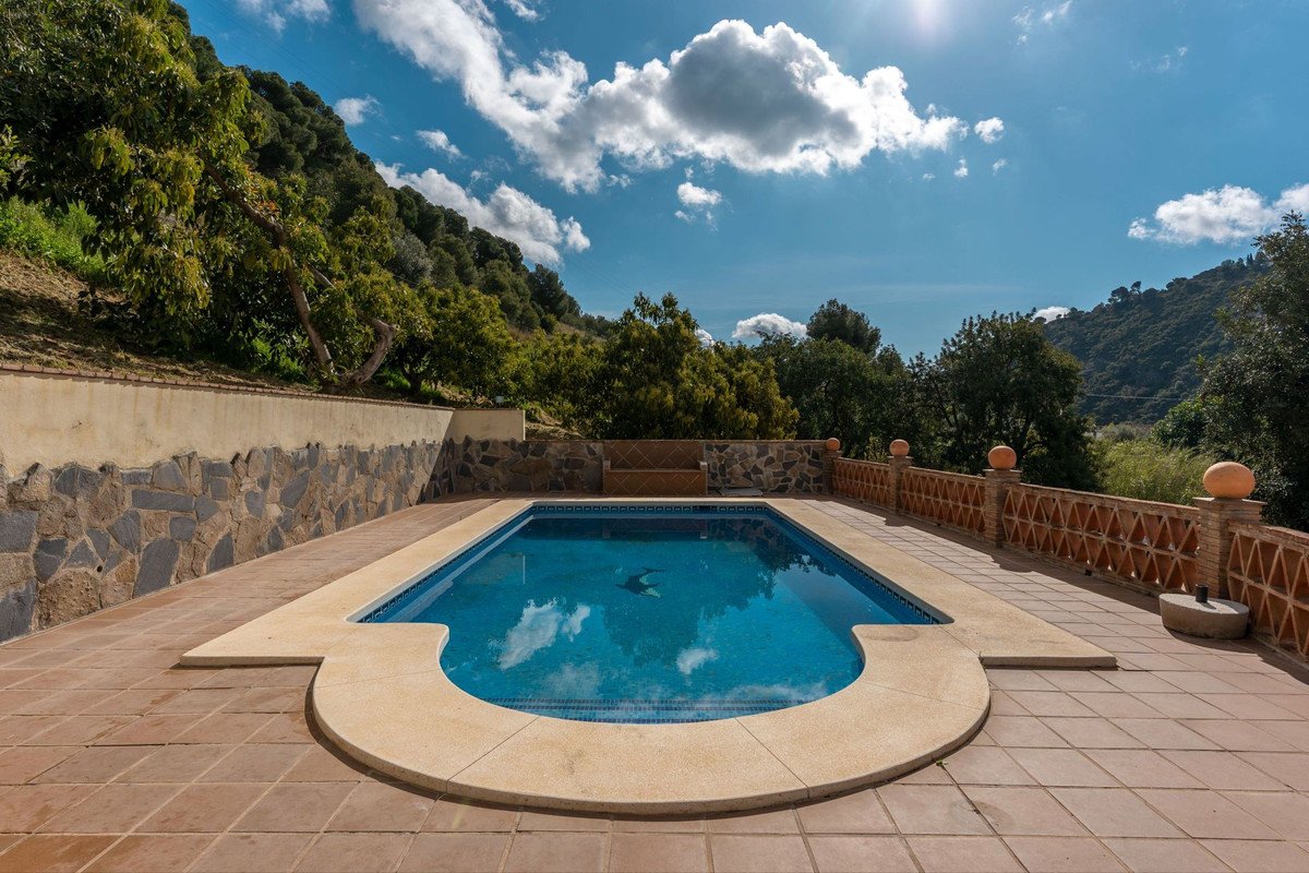 3 Bed فيلا مستقلة in Coín في Coín, مزرعة فينكا