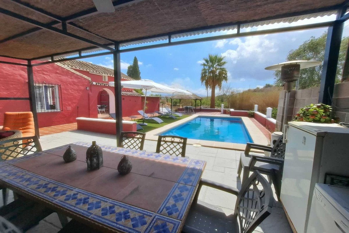 5 Bed مزرعة فينكا in Coín في Coín, مزرعة فينكا