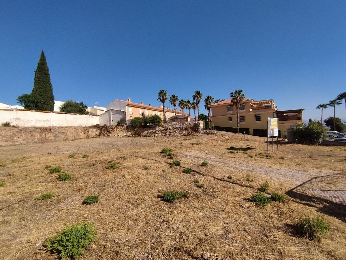 Residential Plot in Coín في Coín, قطعة أرض سكنية