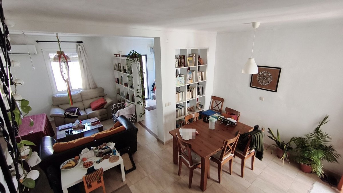 3 Bed بيت مدينة in Coín في Coín, 