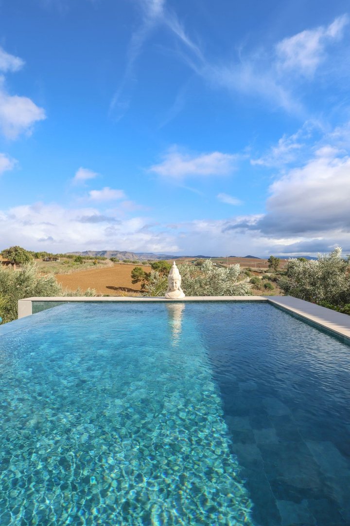 2 Bed Vrijstaande Villa in Coín in Coín, Vrijstaande Villa